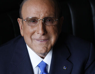 Clive Davis Comes Out Of The Closet In New Book