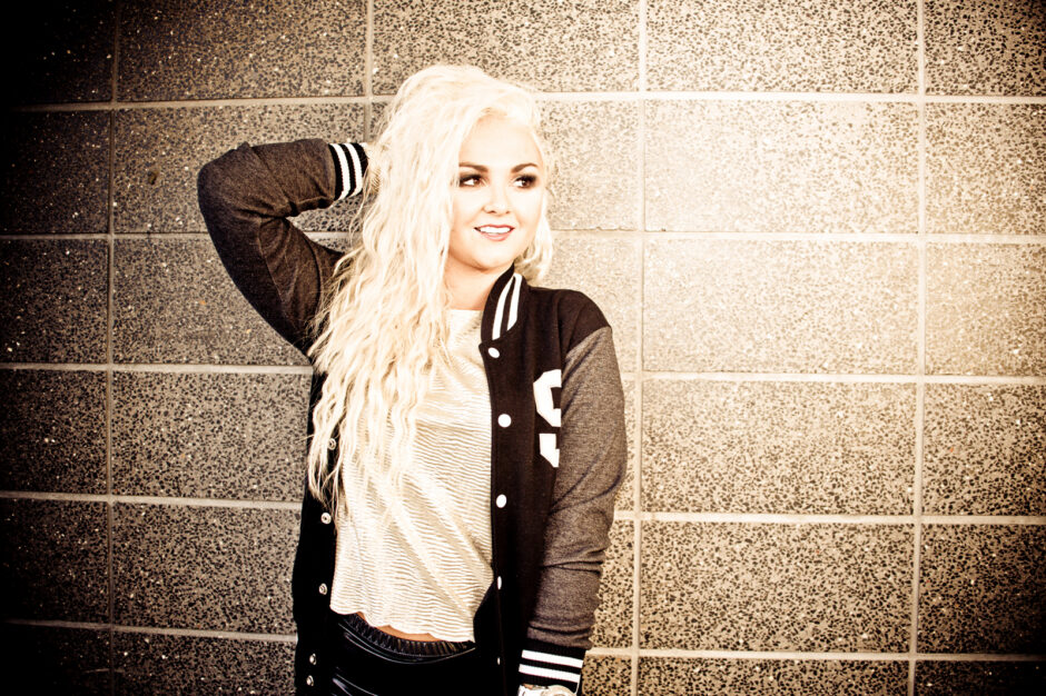 Chelsea Jane Awarded Hilltop Hoods Grant