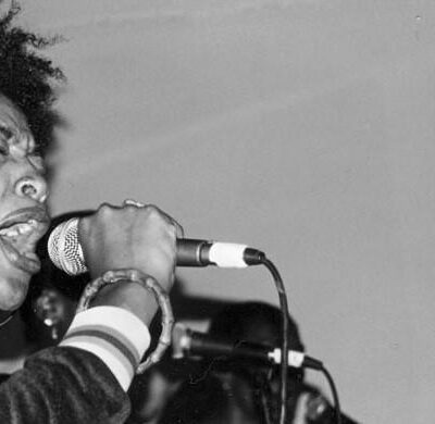 Lay Down – Medusa feat MC Lyte