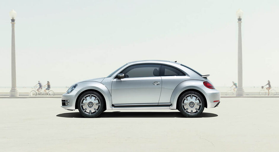 Volkswagen, Apple Unveil Upcoming iBeetle Car