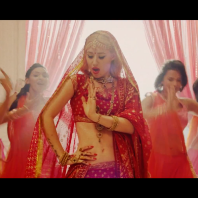 Video: Iggy Azalea – Bounce