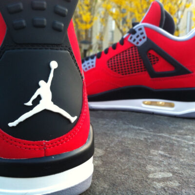 Can I Kick It? | Air Jordan IV – Toro Bravo / Fire Red